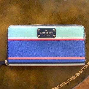 Kate Spade Continental Wallet